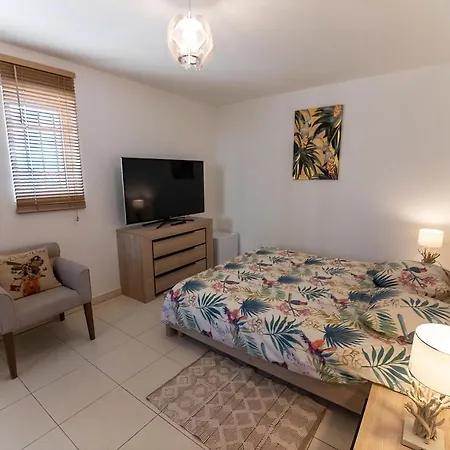 Villa Syracuse - Chambre privée avec piscine et jardin-2